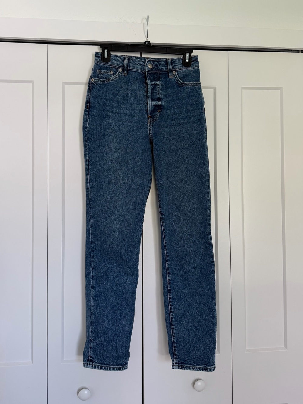 H&M Women's High-Rise Dark Blue Straight Jeans